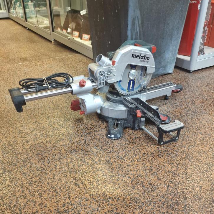 Metabo KGS 216 M Afkortzaag 1500 W- 216 mm | incl garantie, Doe-het-zelf en Verbouw, Gereedschap | Zaagmachines, Zo goed als nieuw