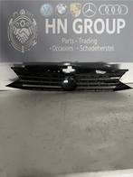 VW Passat 3G B8 Grill  3G0853651, Gebruikt, -, Volkswagen, -