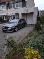 Mercedes-Benz A-Klasse A 200 Blueefficiency 156pk 2014 Grijs, Auto's, Mercedes-Benz, Voorwielaandrijving, Zwart, Stoelverwarming