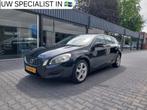 Volvo V60 1.6 T4 Momentum Dealer oh Navi Clima Cruise PDC Te, Gebruikt, 4 cilinders, Leder en Stof, Zwart