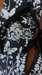 Te koop nieuwe teenslippers mt 39, Ophalen of Verzenden, Nieuw