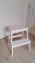 Ikea houten opstapje krukje, Huis en Inrichting, Krukjes, Ophalen, Zo goed als nieuw, Hout