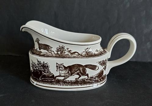 Villeroy&Boch bovenkant vitro porseleinen sauciere. Anjou., Huis en Inrichting, Keuken | Servies, Zo goed als nieuw, Overige stijlen
