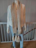 Beige knitted sjaal met zilveren coating, grote kwasten, Ophalen of Verzenden, Zo goed als nieuw, Maat 46/48 (XL) of groter, Sjaal