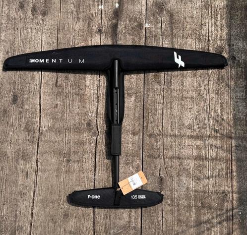 F-one planes demo/overjarig materiaal wingfoil, Watersport en Boten, Wingsurfen, Zo goed als nieuw, Wingsurf-hydrofoil, Ophalen