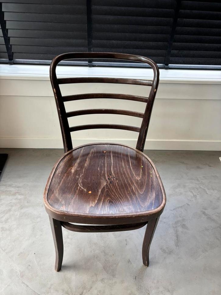 2 Vintage caféstoelen / Thonet-stijl, Antiek en Kunst, Antiek | Meubels | Stoelen en Banken, Ophalen