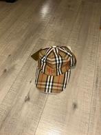 Burberry pet, Ophalen of Verzenden, Zo goed als nieuw