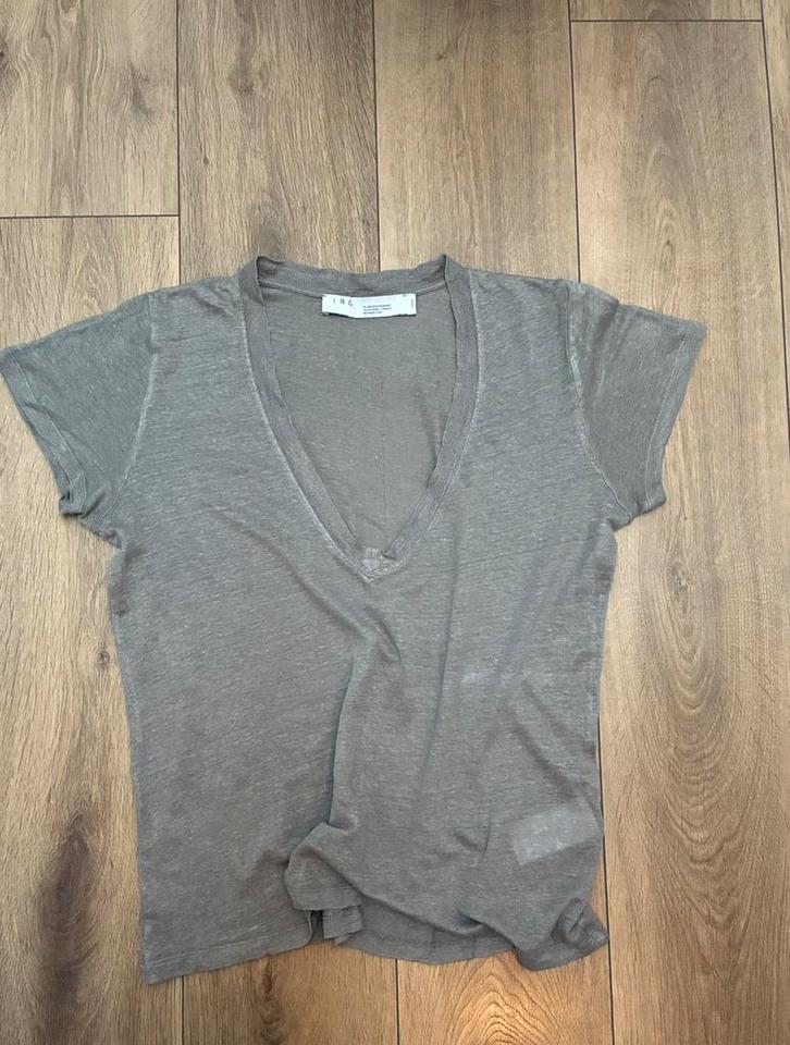 IRO v-hals linnen t-shirt mt. L past 44 nieuwstaat Wow!, Kleding | Dames, T-shirts, Zo goed als nieuw, Maat 42/44 (L), Grijs, Korte mouw