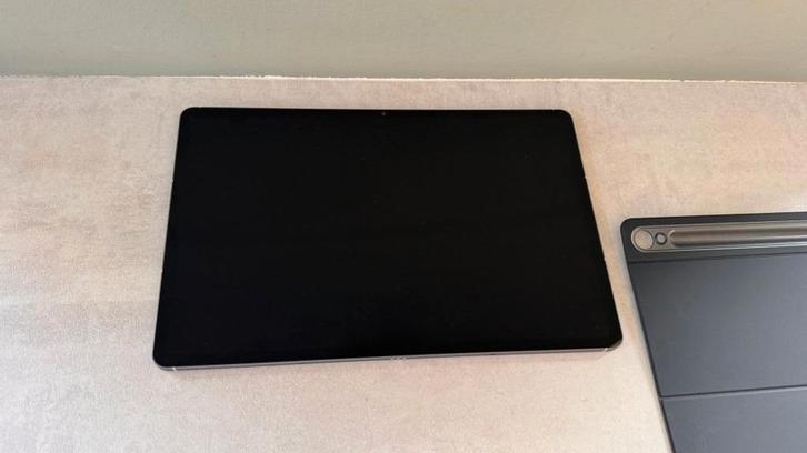 Samsung Galaxy Tab S10 FE Plus + keyboard cover + buds 3 pro, Computers en Software, Android Tablets, Zo goed als nieuw, Wi-Fi