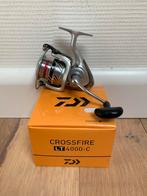 Nieuwe Daiwa Crossfire LT 4000-C molen, Nieuw, Ophalen of Verzenden, Molen