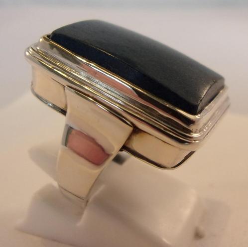 Massief zilveren zegelring met Lapis Lazuli, antiek, Sieraden, Tassen en Uiterlijk, Antieke sieraden, Ring, Zilver, Met edelsteen