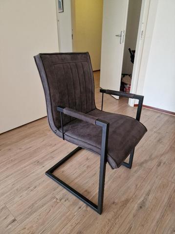 4 Stoelen mxsofa beschikbaar voor biedingen
