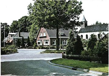 806127	Gasselte	Drenthe	Markeweg Dorpsstraat	Nette oude kaar beschikbaar voor biedingen