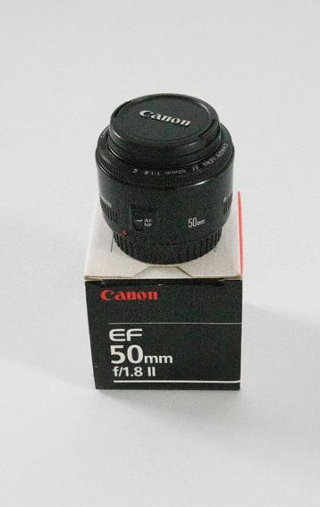 Canon EF 50mm f/1.8 II objectief beschikbaar voor biedingen
