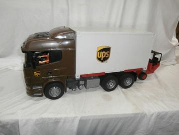 Bruder UPS transsport en accessoires beschikbaar voor biedingen