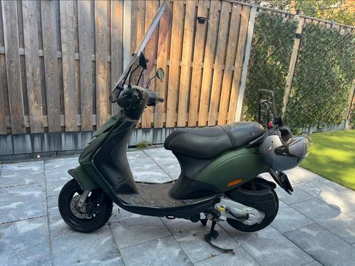 Piaggio Zip, Fietsen en Brommers, Snorfietsen en Snorscooters, Zo goed als nieuw, Piaggio, Ophalen of Verzenden