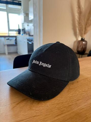 Originele Palm Angels pet heren beschikbaar voor biedingen