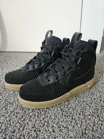 Nike air force special edition maat 36,5 beschikbaar voor biedingen