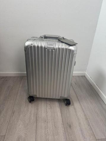 Rimowa Topas Cabin S beschikbaar voor biedingen