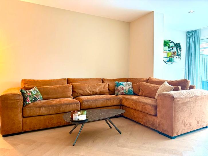 Montel Hoekbank 3-zits Suede - Comfortabel!, Huis en Inrichting, Banken | Bankstellen, Gebruikt, Hoekbank, Driepersoons, 250 tot 300 cm