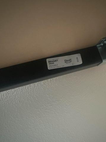 Bureau - In hoogte verstelbaar - Ikea Bekant - afbeelding 4