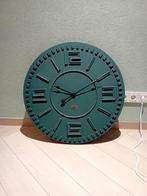 Rivierdale Klok - 70cm doorsnede - T.E.A.B., Ophalen, Zo goed als nieuw, Analoog, Wandklok
