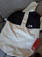 Creme kleurige regenjas voor hond 4xl, Dieren en Toebehoren, Hondenkleding, Ophalen of Verzenden, Nieuw, Hondenregenjas