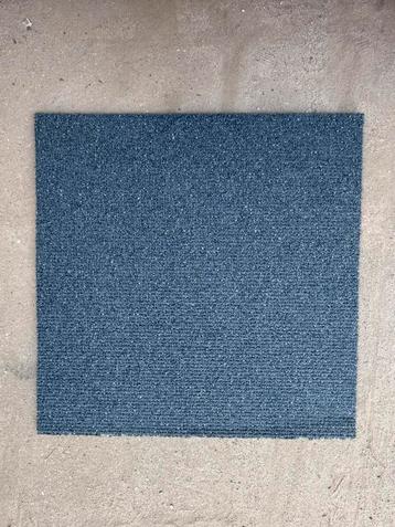 NIEUW Tapijttegels - blauw gespikkeld - 105 m2