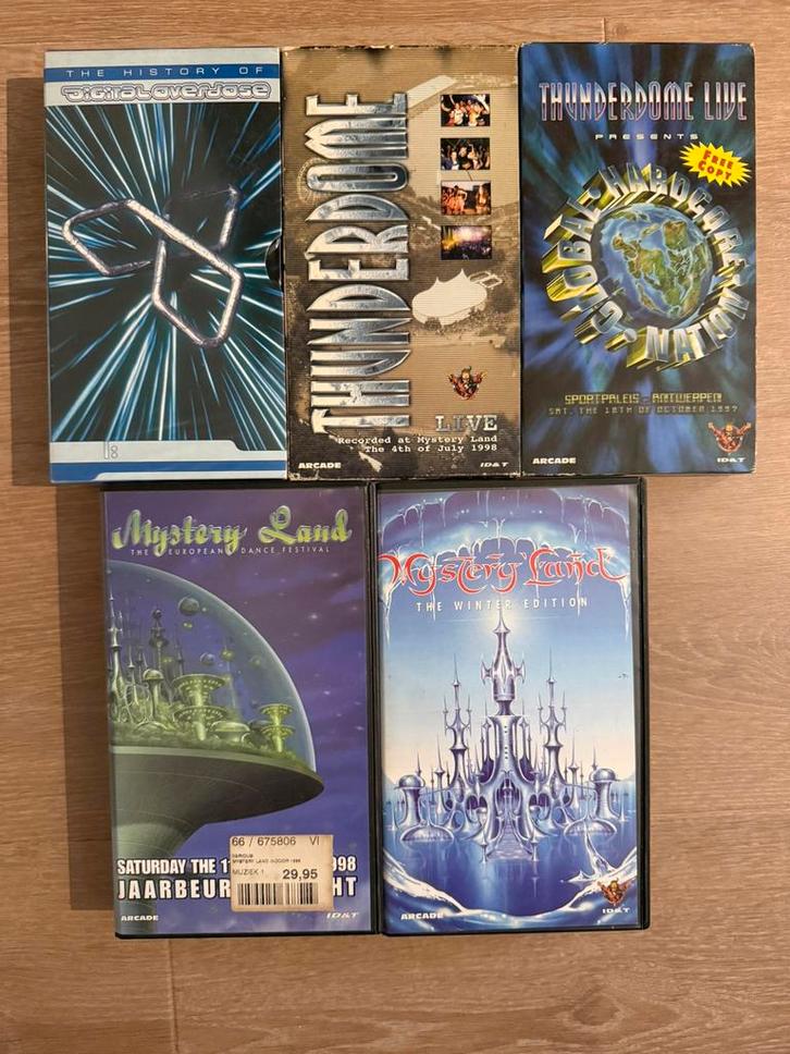 Div Hardcore Gabber Thunderdome Mystery Land VHS, Cd's en Dvd's, VHS | Documentaire, Tv en Muziek, Gebruikt, Muziek en Concerten