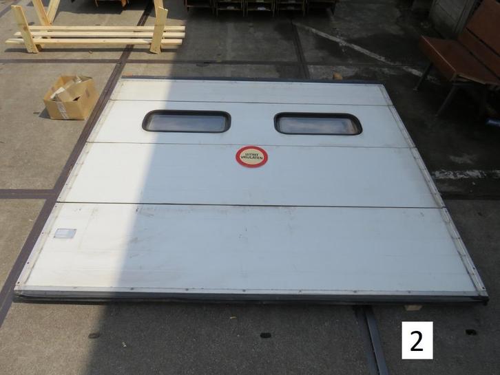 Gebruikte Overheaddeuren geïsoleerd, Doe-het-zelf en Verbouw, Deuren en Horren, Zo goed als nieuw, Garagedeur, 215 cm of meer