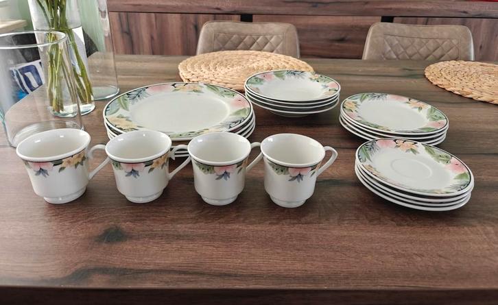 Gratis Serviesset + Optionele Koffieset, Huis en Inrichting, Keuken | Servies, Gebruikt, Compleet servies, Overige stijlen, Keramiek