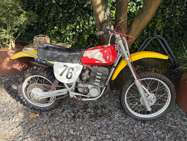 Maico 400cc Crossmotor-Oldtimer ook nog een bultaco Pursang, Motoren, Motoren | Oldtimers, Crossmotor, Ophalen of Verzenden