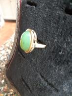 Gouden ring met Jade steen, Sieraden, Tassen en Uiterlijk, Geel, Ophalen of Verzenden, Zo goed als nieuw, 17 tot 18
