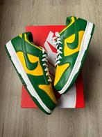 Nike dunk low pine green and varsity maize brazil 43, Nieuw, Ophalen of Verzenden, Sneakers of Gympen, Nike dunk low