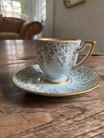 Prachtig vintage Trettau Bavaria kopje + schotel  bloemdecor beschikbaar voor biedingen