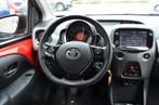 Toyota Aygo 1.0 VVT-i x-joy|15'lICHTMETAAL|CAMERA|CLIMATE CO, Gebruikt, Euro 6, 4 stoelen, Origineel Nederlands