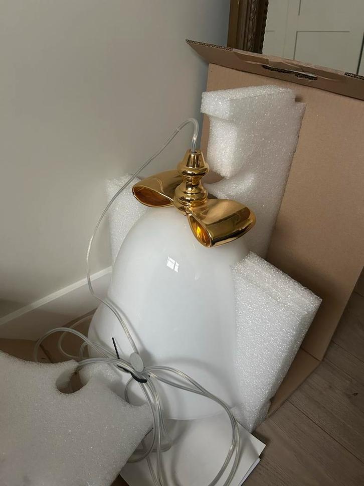 Moooi hanglamp White (36cm) orginele doos, Huis en Inrichting, Lampen | Hanglampen, Nieuw, Minder dan 50 cm, Metaal, Ophalen of Verzenden