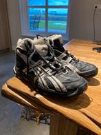 Asics hoge binnen korfbalschoenen maat 38, Schoenen, Ophalen of Verzenden, Zo goed als nieuw