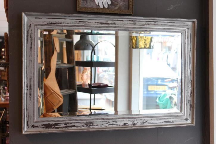 Brocante - Aparte oude spiegel!, Huis en Inrichting, Woonaccessoires | Spiegels, Gebruikt, 75 tot 100 cm, Minder dan 100 cm, Rechthoekig