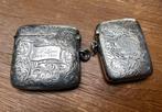 2 Tondeldoosjes of Vesta Case zilver met fraaie gravering, Antiek en Kunst, Antiek | Goud en Zilver, Ophalen of Verzenden, Zilver