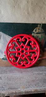 rode gietijzeren geëmailleerde onderzetter, Huis en Inrichting, Woonaccessoires | Onderzetters, Ophalen of Verzenden, Gebruikt