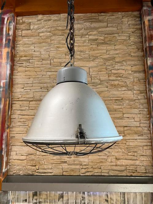 Industriële lampen, Huis en Inrichting, Lampen | Hanglampen, Verzenden