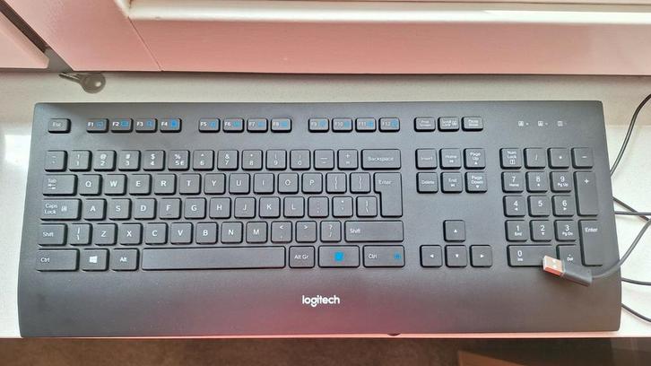 *** ZGAN LOGITECH TOETSENBORD ***, Computers en Software, Toetsenborden, Gebruikt, Ophalen of Verzenden