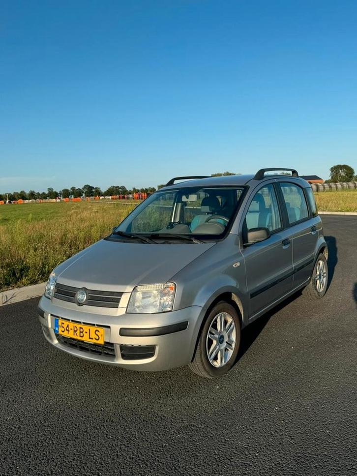 Fiat panda Automaat ! --APK tot 11 sept 2026 ---in topstaat, Auto's, Fiat, Particulier, Panda, Benzine, Automaat, Zilver of Grijs