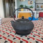 Japanse theepot van gietijzer met onderzetter, Ophalen, Zo goed als nieuw, Gietijzer