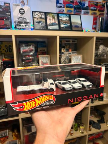 1:64 Hotwheels Premium Nissan Set beschikbaar voor biedingen