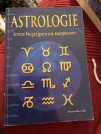 Astrologie/ leren begrijpen en toepassen /Hermine-marie zehl, Ophalen of Verzenden, Zo goed als nieuw, Astrologie, Achtergrond en Informatie