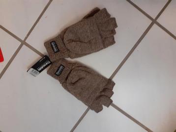 Handschoenen/ Wanten voor  Heren of Dames beschikbaar voor biedingen