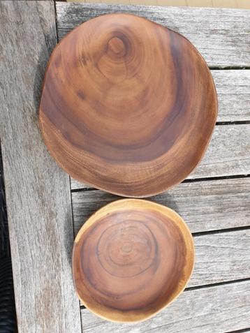 2x houten bord KINTA  beschikbaar voor biedingen