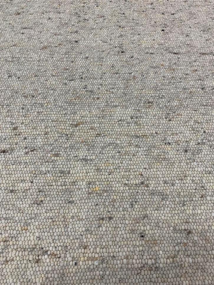 250x350 MARIA HANDWEEF Tapijt/Karpet/Vloerkleed 999 Euro!, Huis en Inrichting, Stoffering | Tapijten en Kleden, Nieuw, 50 tot 100 cm